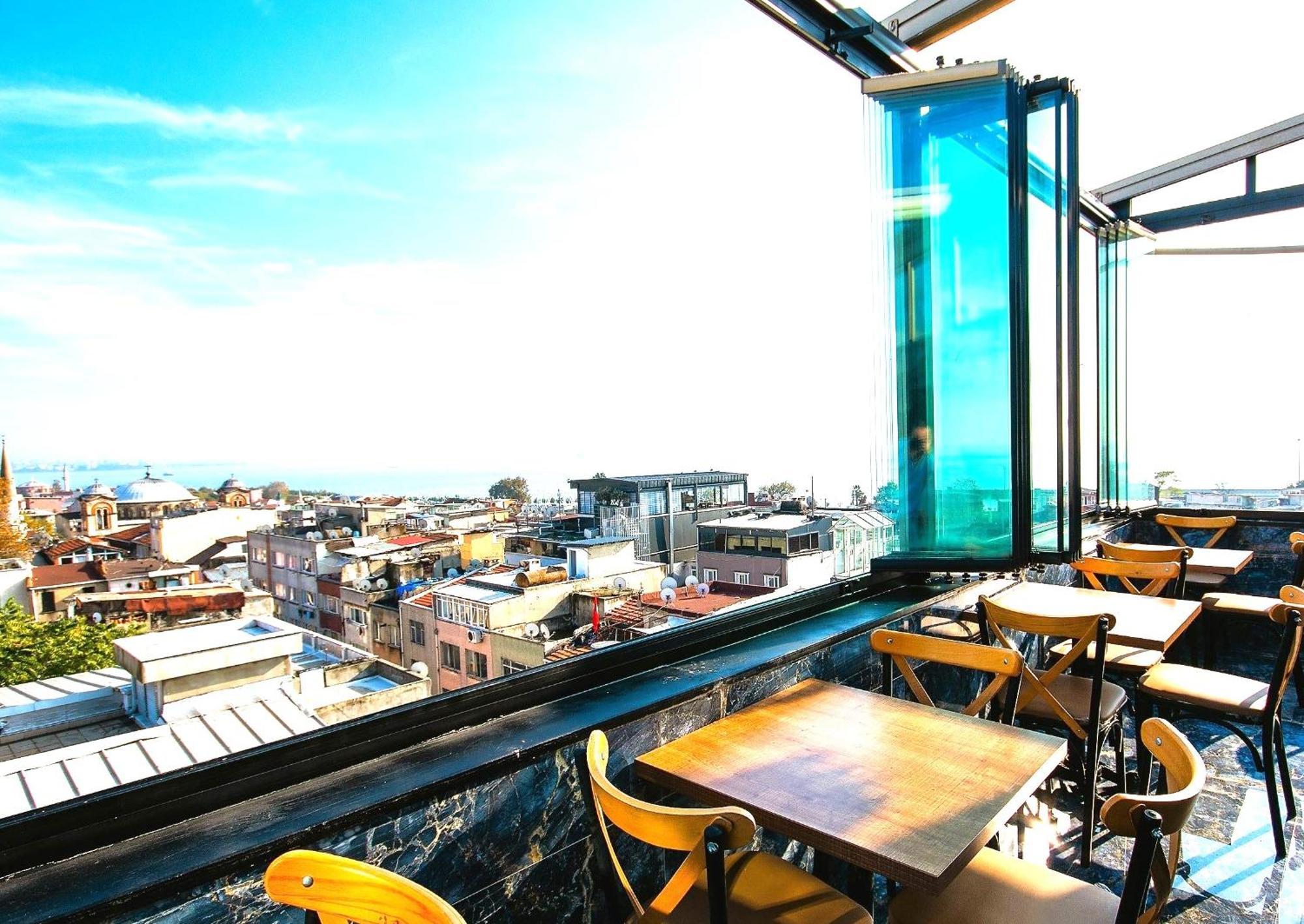 Atesde Dustu Salvara Hotel Istanbul Eksteriør billede